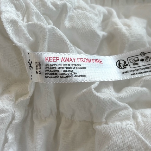 Urban Outfitters Out From Under Dolce Verano Micro Shorts NWT Ivory Bloomers L - Picture 7 of 8